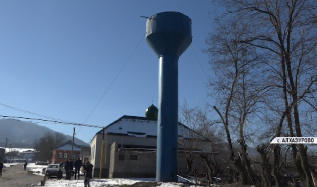 В селении Алхазурово состоялось открытие водяной скважины