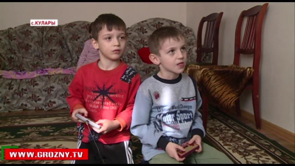 Операции детей Ларснукаевых оплатил Фонд Кадырова