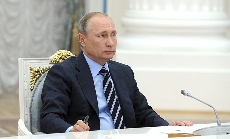 Путин поручил оказать помощь семьям погибших в Чечне бойцов Росгвардии
