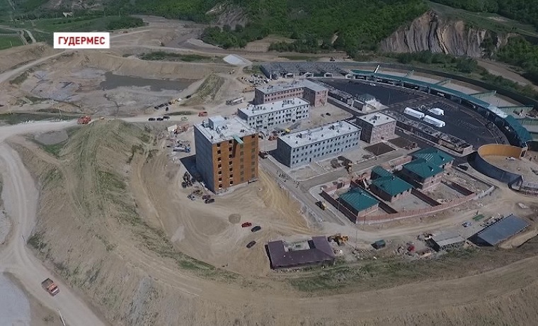 Рамзан Кадыров проверил ход строительства Международного Учебного Центра Сил специального назначения