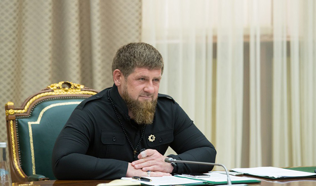 Рамзан Кадыров подписал Указ о Дне государственной символики Чеченской Республики