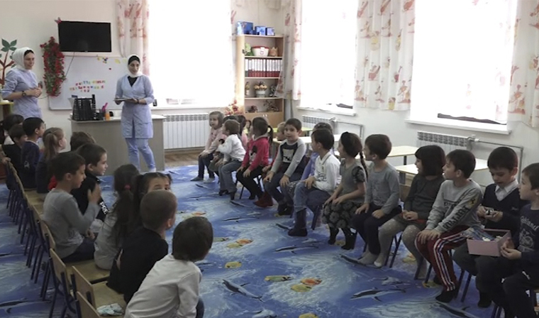 В Чеченской Республике успешно решается вопрос с местами в детсадах и школах