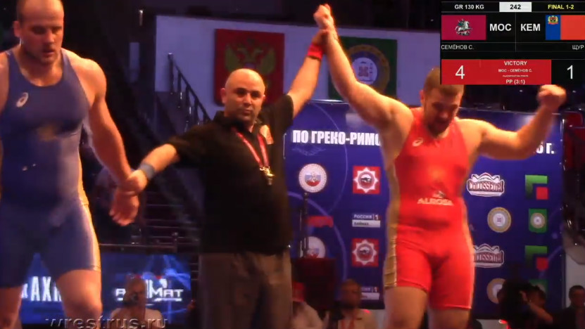 Сергей Семенов стал чемпионом России по греко-римской борьбе в Грозном 