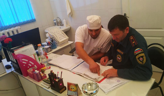 В Чечне проверяют пожарную безопасность в медучреждениях