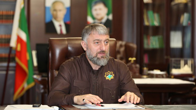 Адам Делимханов лидирует на выборах в депутаты по одномандатному избирательному округу номер 36 
