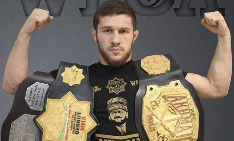 Магомед Бибулатов вошел список бойцов нового спортивного симулятора UFC-3