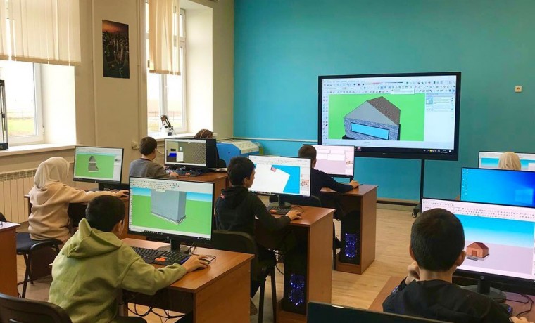 В ЦДЮТТ Чеченской Республики обучают детей информационному моделированию и визуализации