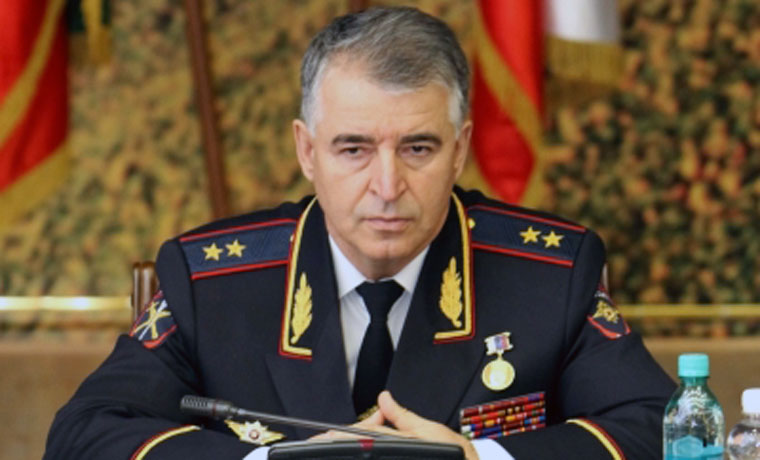 Министр внутренних дел Чечни встретился со студентами Чеченского госуниверситета