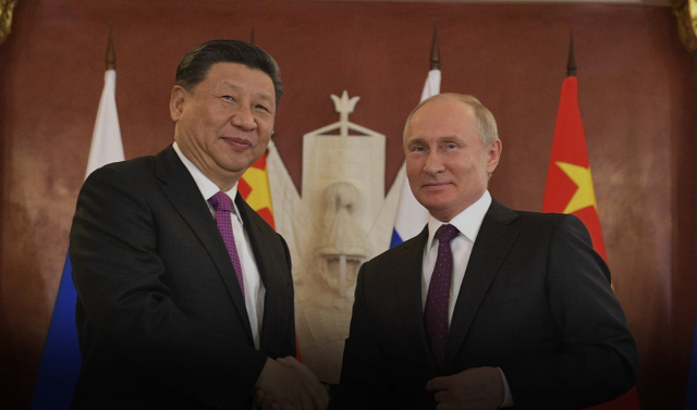 Владимир Путин поздравил председателя КНР с 75-летием Победы во Второй мировой войне