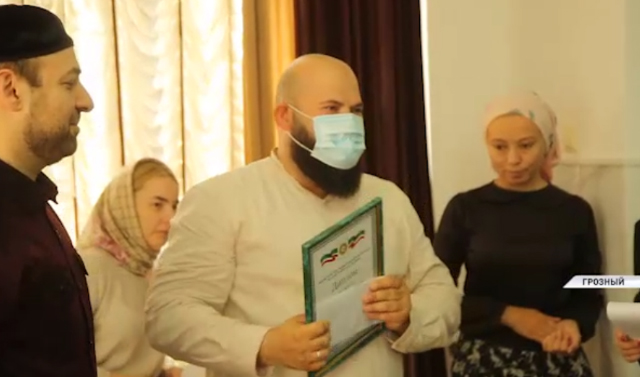 В Министерстве информации и печати наградили победителей конкурса на лучшую журналистскую работу &quot;Зеленая волна&quot;