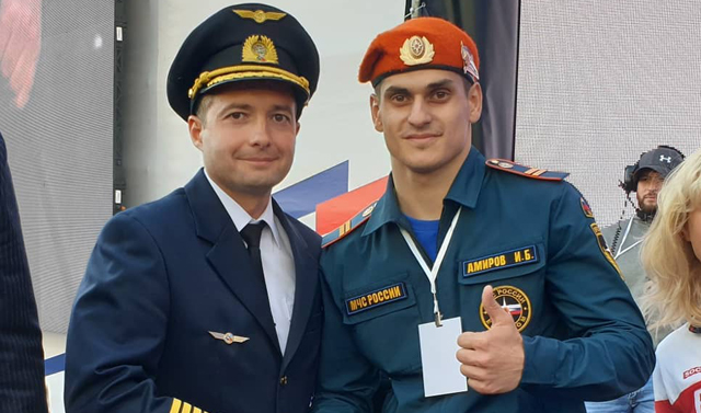 В Москве чествовали пожарного из Чечни, спасшего пассажиров маршрутного такси