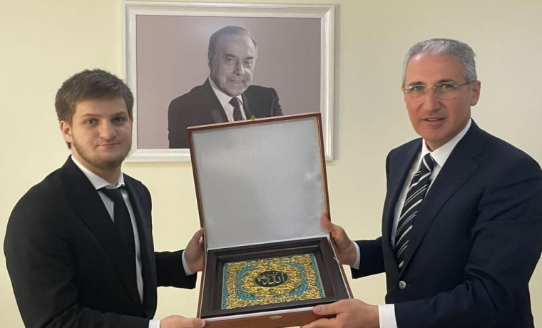 Ахмат Кадыров встретился с Мухтаром Бабаевым
