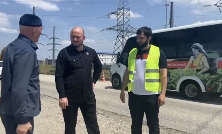 Министр автомобильных дорог ЧР Иса Тумхаджиев побывал с инспекцией на 6 дорожных объектах региона