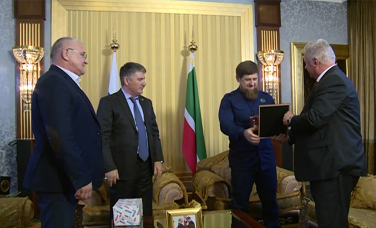 Рамзан Кадыров встретился с председателем Федерации независимых профсоюзов России Михаилом Шмаковым