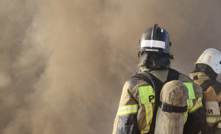 В России за неделю при пожарах сотрудники МЧС спасли 582 человека