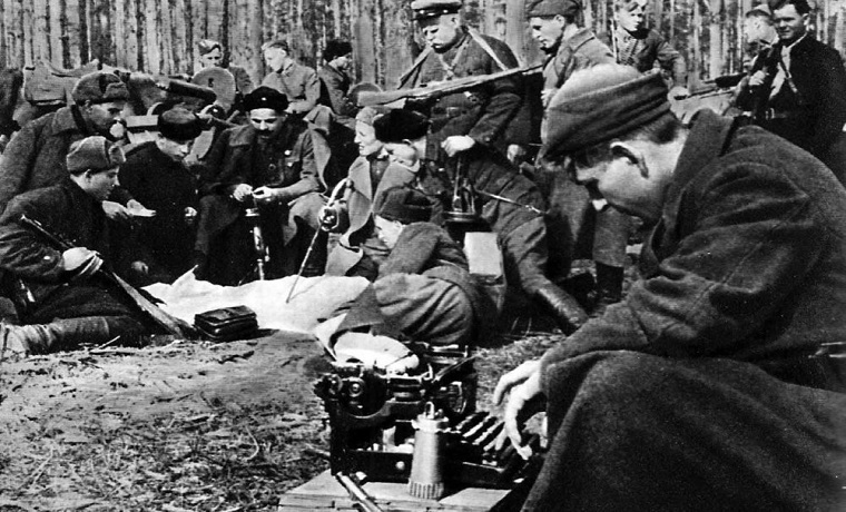 75 лет назад (1942) при Ставке ВГК Красной Армии был создан ЦШ партизанского движения 