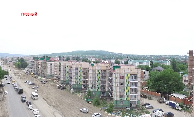 Продолжается масштабная реконструкция улиц Ханкальская и Узуева 