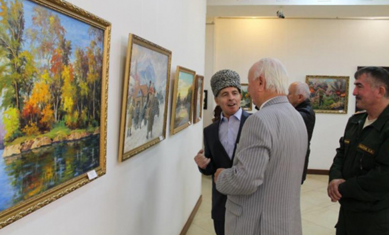 В Грозном открылась выставка заслуженного художника ЧР Айнди Шамилова