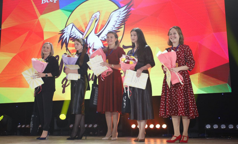 Стали известны имена лауреатов конкурса "Учитель года России - 2021"