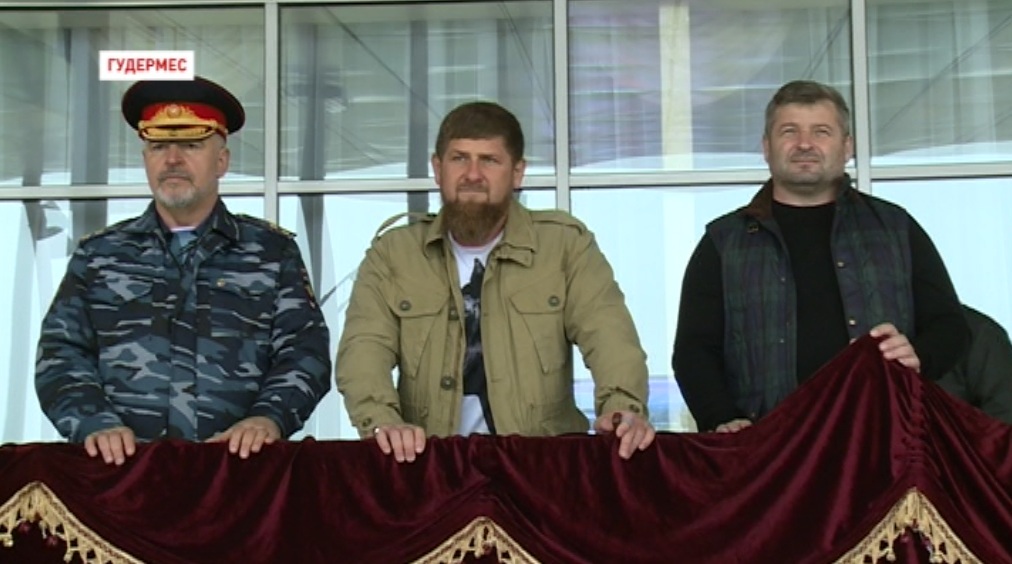 Рамзан Кадыров посетил торжественное открытие скакового сезона 2017 года в Чечне 
