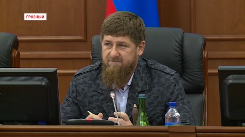 Парламент Чечни утвердил кандидатов на руководящие посты правительства региона