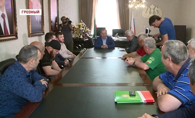Апти Аухадов и Адам Малигов в составе национальной сборной 14 июня отправятся на сборы в Кисловодск