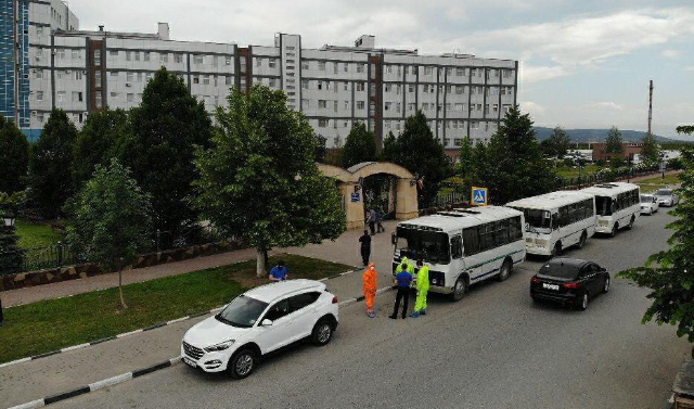 Свыше 160 медицинских работников заселили в гостиницы Грозного 