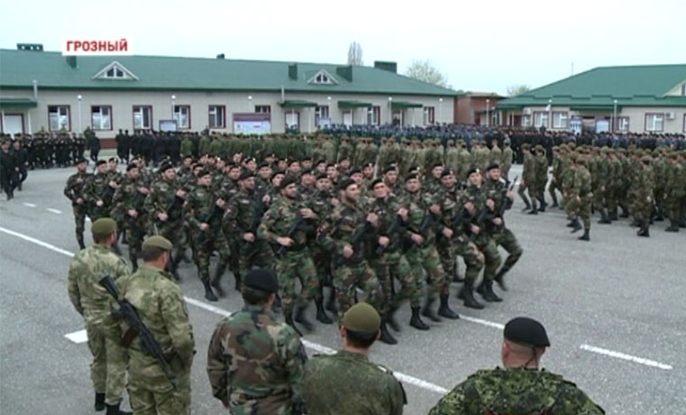 В рамках подготовки к параду Победы 9 мая в Чечне состоялась масштабная репетиция 