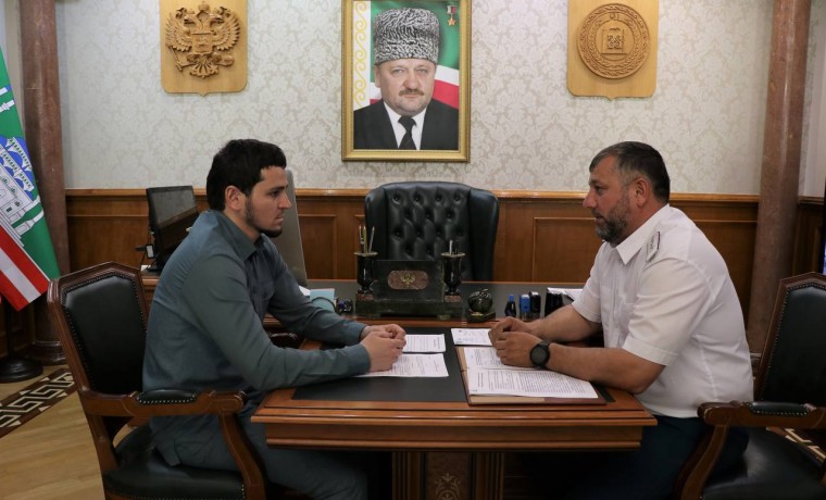 Ситуацию с налоговыми платежами обсудили в Грозном