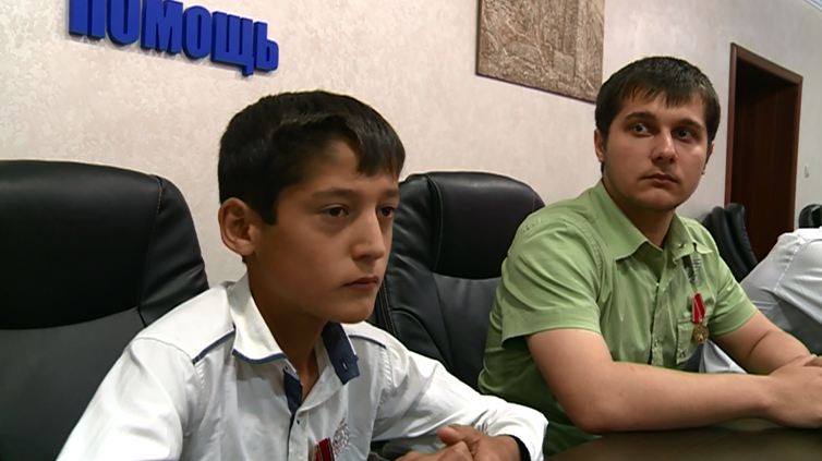 Трех подростков из Чечни представили к государственной награде 
