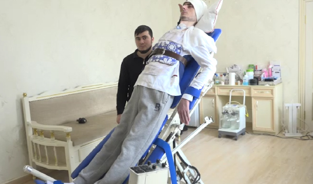 Пенсионеру из Чечни пришлось стать изобретателем, чтобы помочь тяжелобольному сыну 