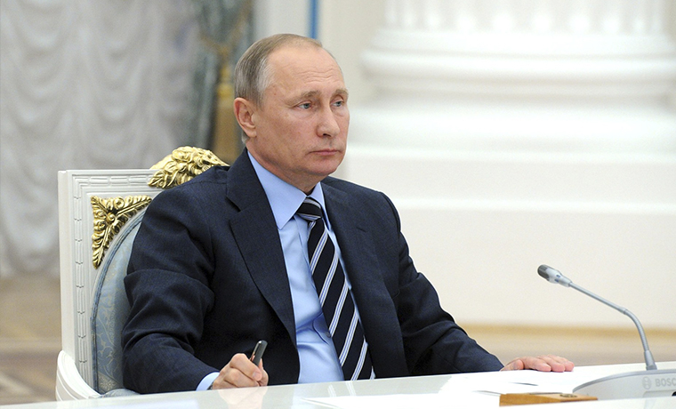 Владимир Путин подписал указ о признании действительными воинских званий крымских военнослужащих