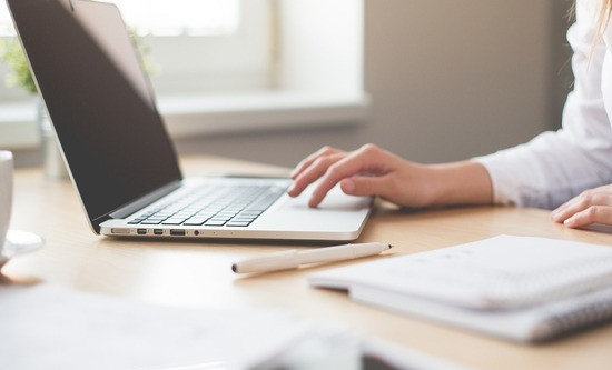 Большинство россиян увольнялись с работы из-за руководителя