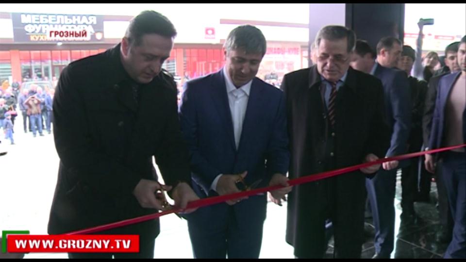 В Грозном открылся торговый комплекс «Прогресс»