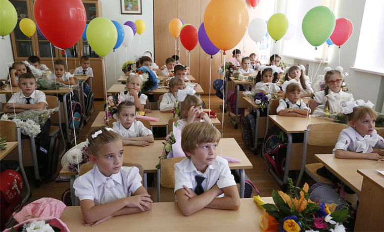 К 2020 году в российских школах появятся должности ведущего и старшего учителей