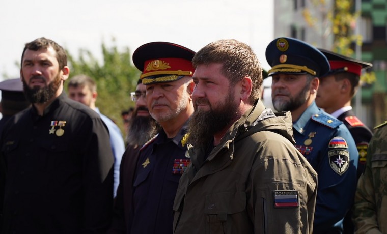 Рамзан Кадыров посетил в Ханкале место дислокации нового полка и батальонов