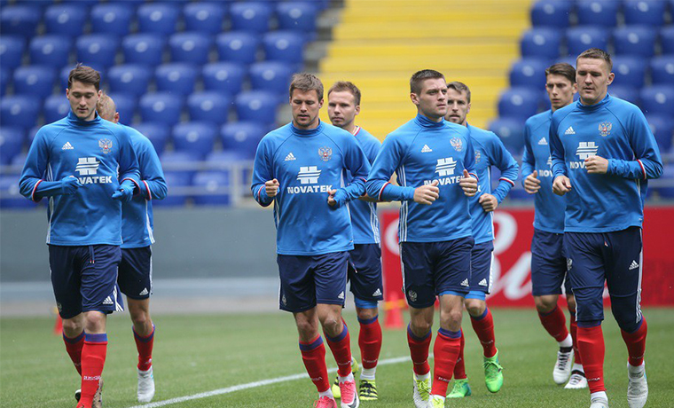 Сборная России по футболу провела тренировку перед матчем с Португалией