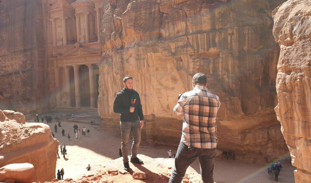 Съемочная группа ЧГТРК «Грозный» вместе с делегацией ЧР посетила сокровищницу Фараона в Иордании 