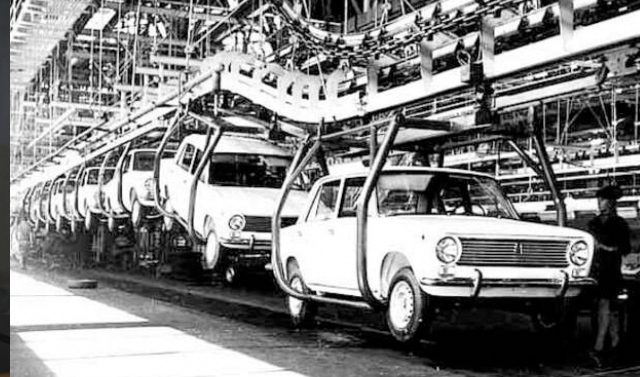 9 сентября в 1970 году был начат выпуск автомобилей Волжского автомобильного завода «ВАЗ-2101»