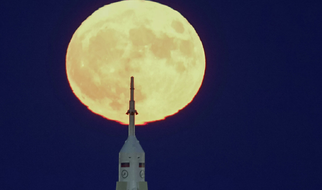 Облик российской ракеты для полетов к Луне претерпит изменения