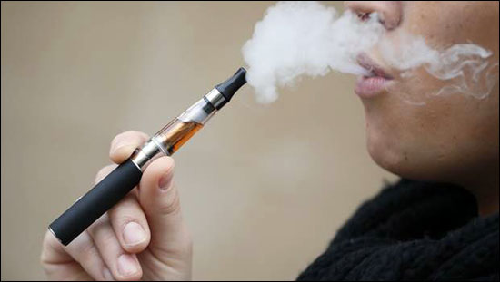 В Госдуме РФ пообещали утвердить запрет на использование электронных сигарет до 18 лет