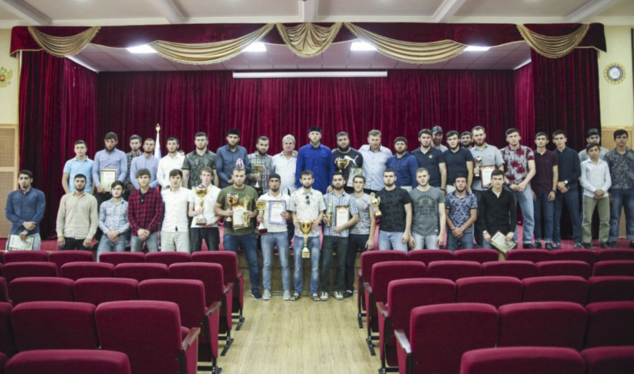 Во Дворце молодежи прошло награждение победителей Любительской футбольной лиги