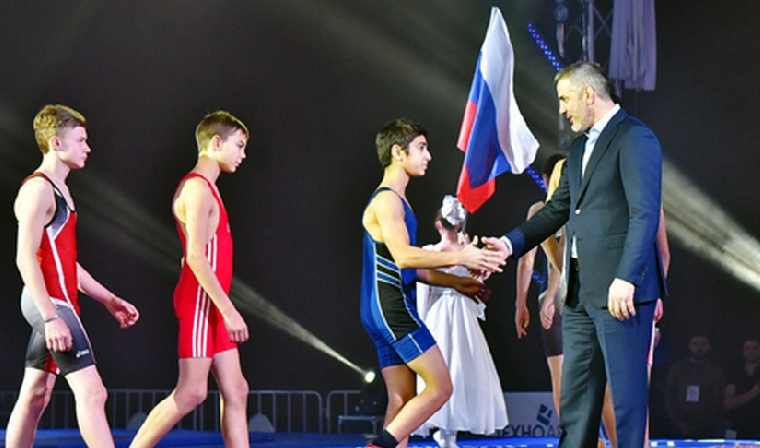 В Красноярске пройдет турнир по вольной борьбе на призы Бувайсара Сайтиева