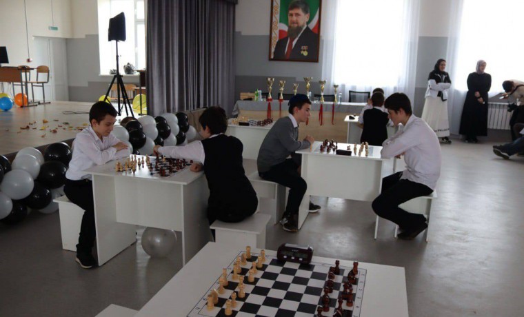 В ЧР состоялся муниципальный этап Чемпионата по шахматам среди школьников