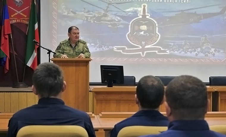 В ОГВ(с) поздравили военнослужащих авиационной группировки Восточного округа Росгвардии