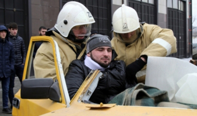 В Гудермесе прошли соревнования по проведению спасательных работ при ликвидации последствий ДТП 