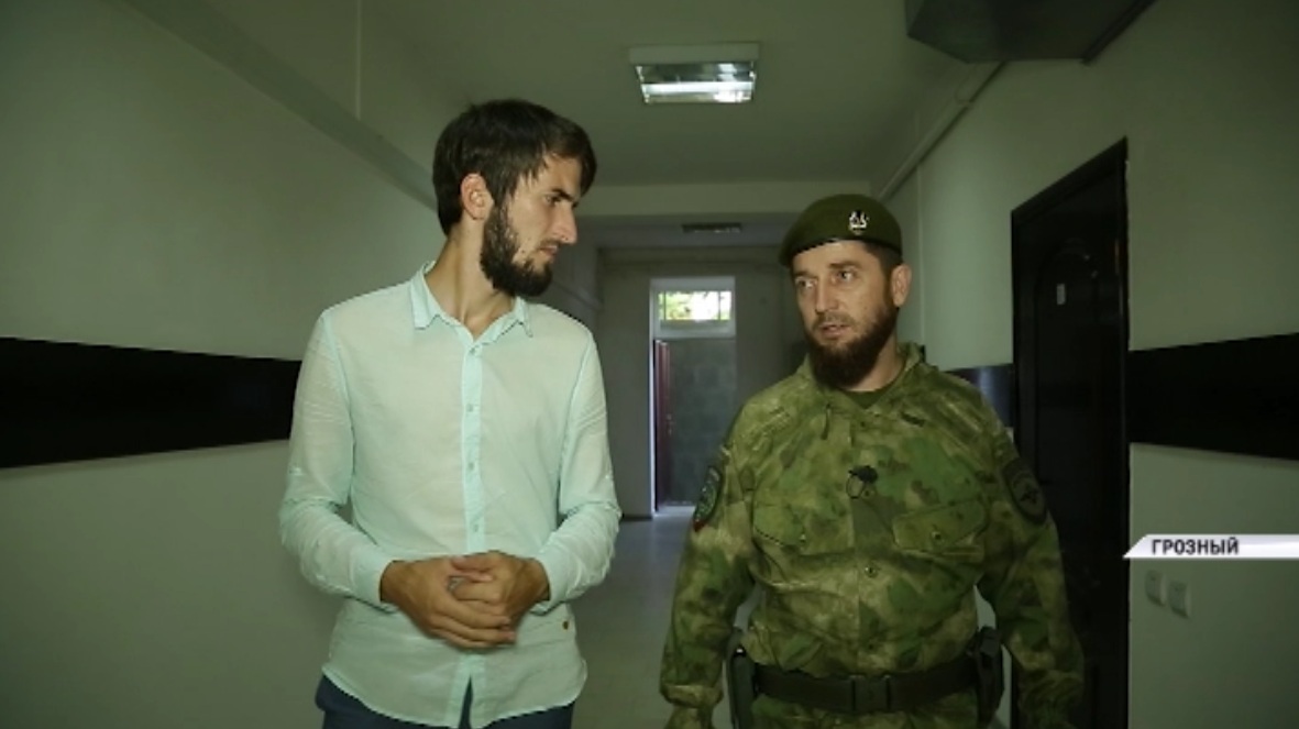 Заур-Бек Абдурзаков: На территории полка нет помещения для задержанных лиц