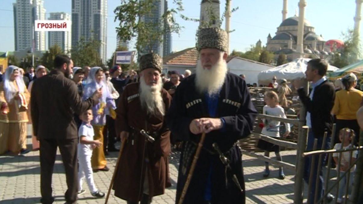 В Грозном прошли многочисленные мероприятия в честь сразу нескольких праздников