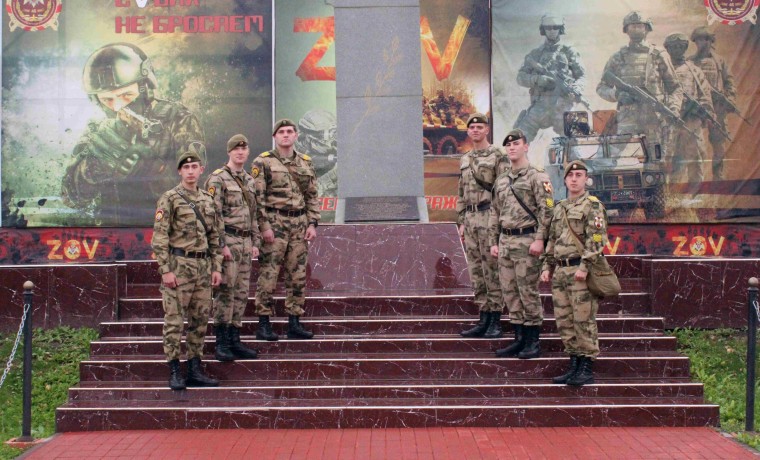 Стажировка курсантов Саратовского военного института Росгвардии началась в Чеченской Республике