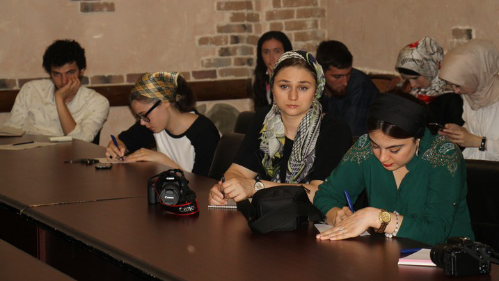 В Грозном стартовала школа начинающих фотографов
